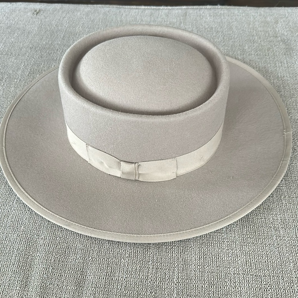Olive & Pique wool hat